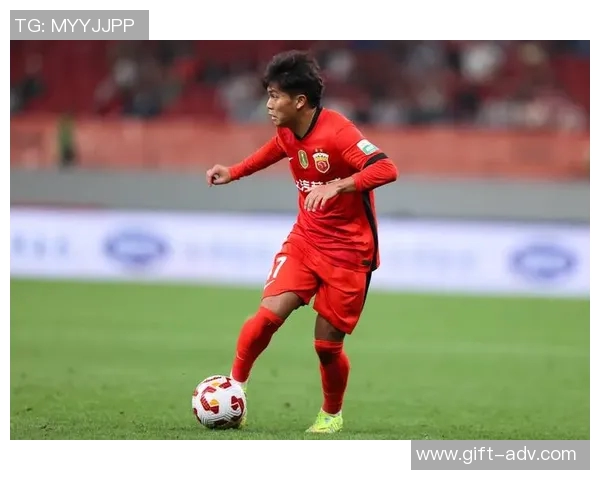 让人窒息的国足球星如何走上了辉煌与挫折交织的道路